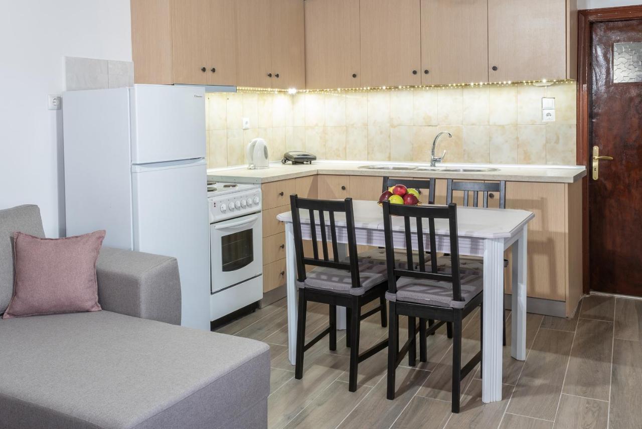 Ρίζες - Rizes Apartment Repanidhion ภายนอก รูปภาพ